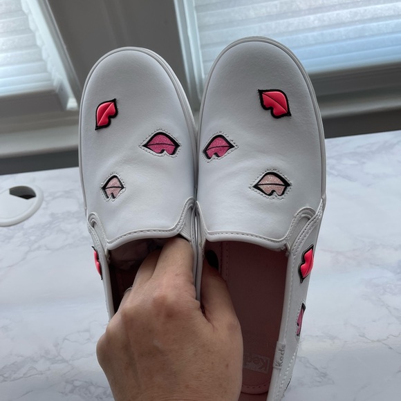 Keds by Kate Spade NWOB Triple Kick Leather Slides with Lips size 7.5 w/5.5 kids - Picture 5 of 8